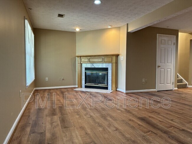 Building Photo - 12744 Wedgedale Ct