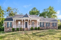 Building Photo - 3933 Hillshire Dr