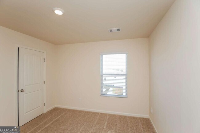 Building Photo - 352 Springer Pkwy