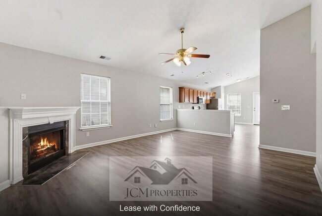 Building Photo - 2016 Willis Dr