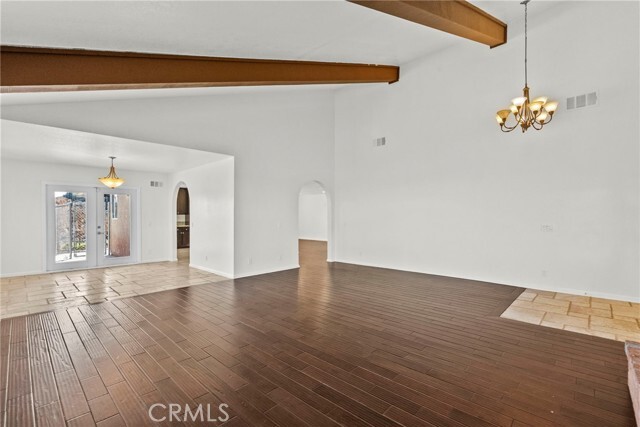 Building Photo - 1138 Lakeview Dr