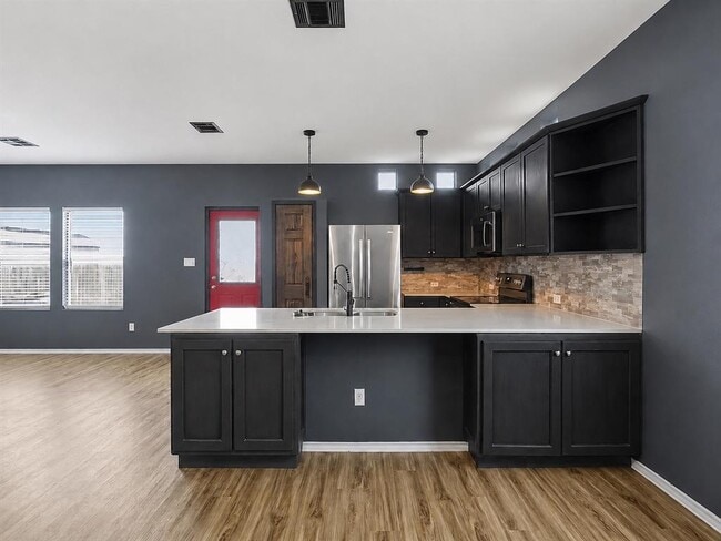 Building Photo - 116 Night Riders Wy