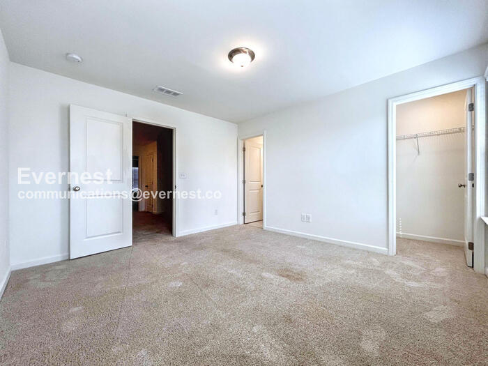 Building Photo - 911 Ambient Way