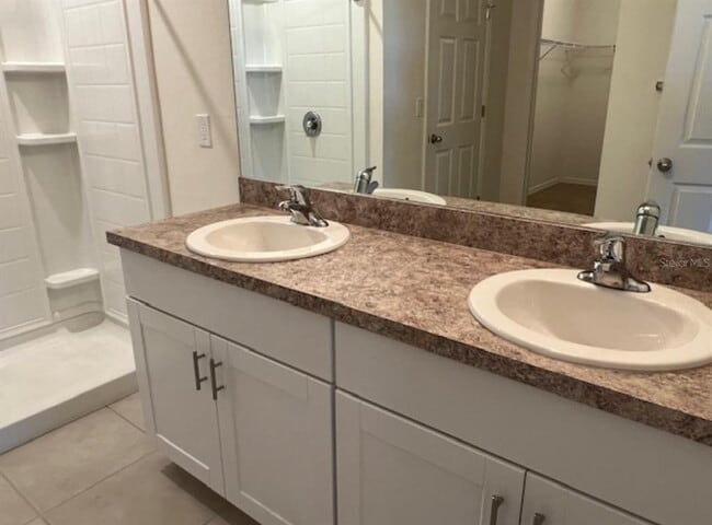 Building Photo - 390 Posadas Cir