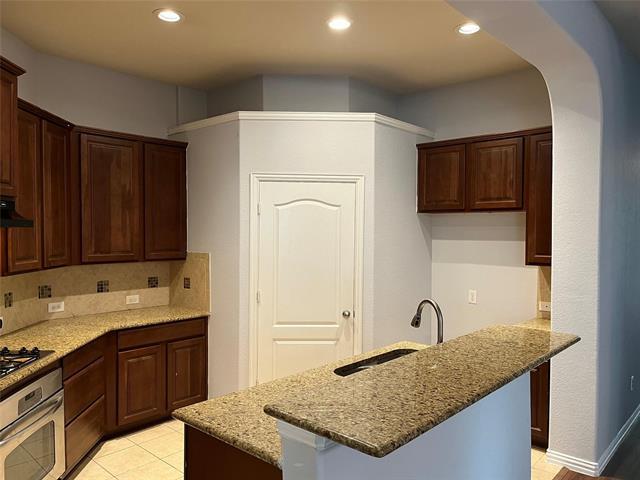 Building Photo - 1826 Long Bow Trail