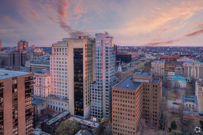 Building Photo - 500 Walnut