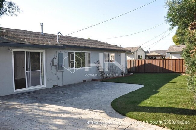 Building Photo - 5756 Antone Rd