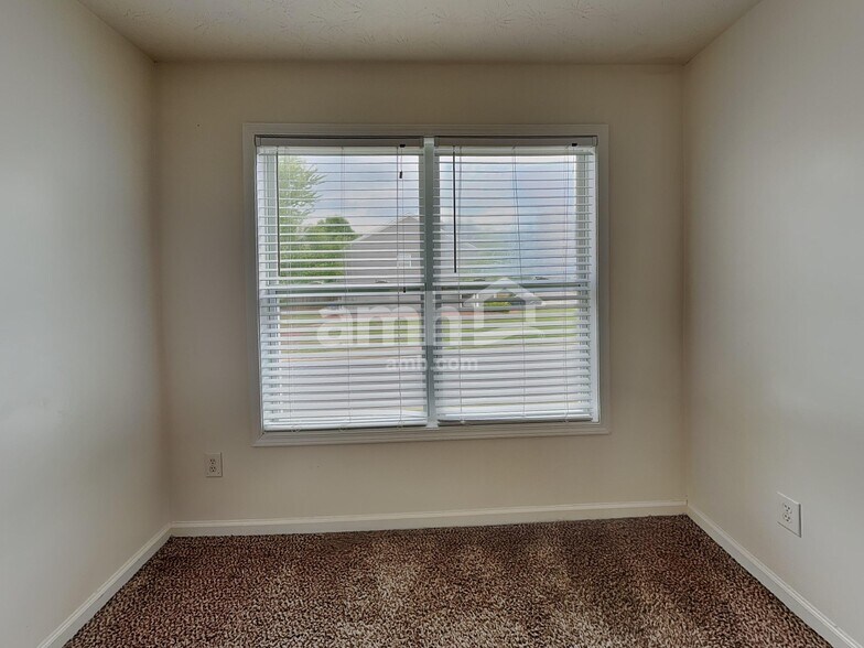 Building Photo - 4305 Windale Dr NW
