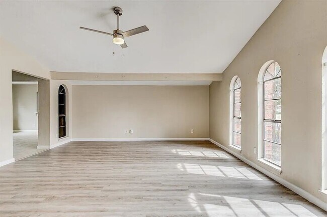 Building Photo - 1316 Royster Rd