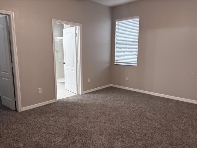 Building Photo - 3922 Washburn Pl