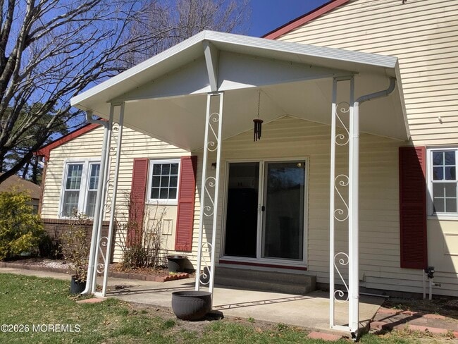 Building Photo - 7B Ivy St