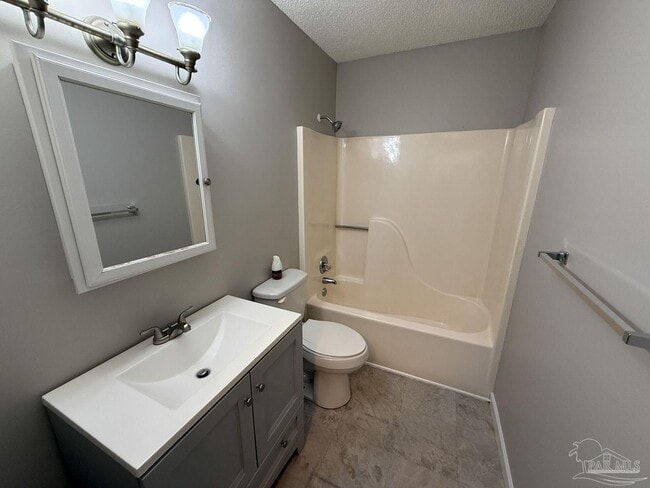 Building Photo - 7731 Beechwood Dr