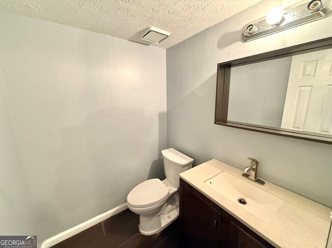 Building Photo - 1435 Kennesaw Trace Ct