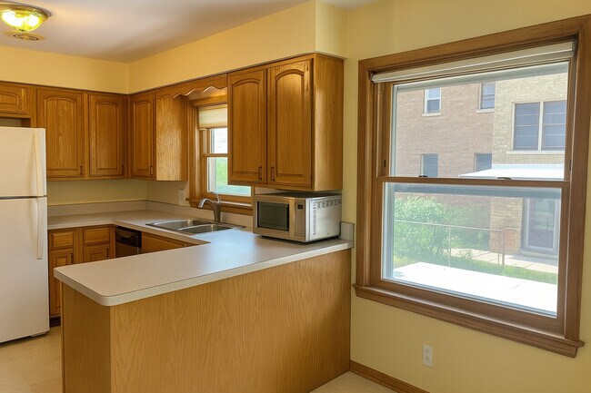 Building Photo - 7935 Karlov Ave