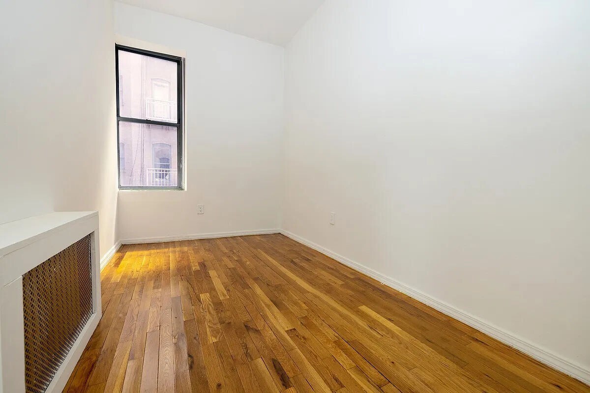 Building Photo - 244 W 64th St
