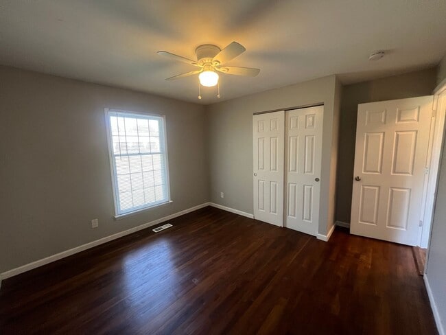 Building Photo - Spacious 4-Bedroom Home in Highly Desirabl...