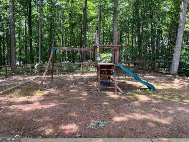 Building Photo - 2400 Rose Walk Dr