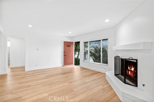 Building Photo - 526 Irvine Ave