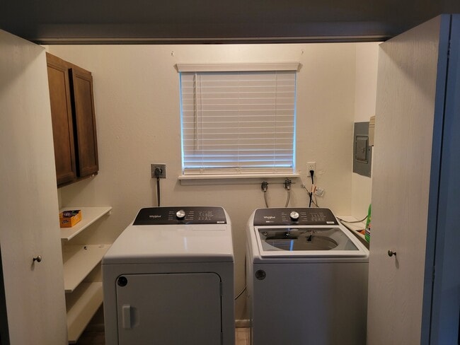 Building Photo - 1668 S 450 W