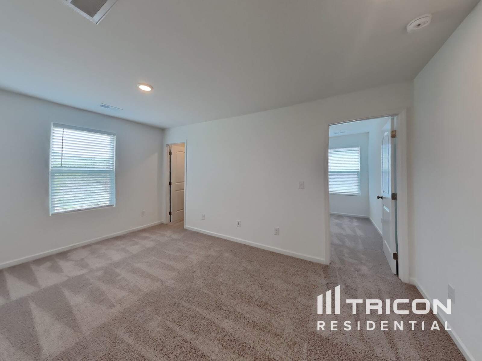 Building Photo - 156 Millbrook Dr