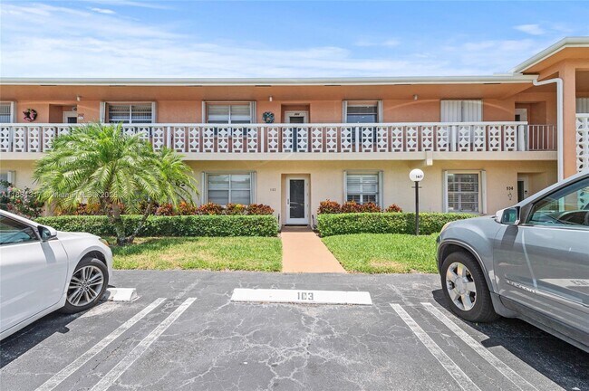 Building Photo - 1621 NW 20th Ave