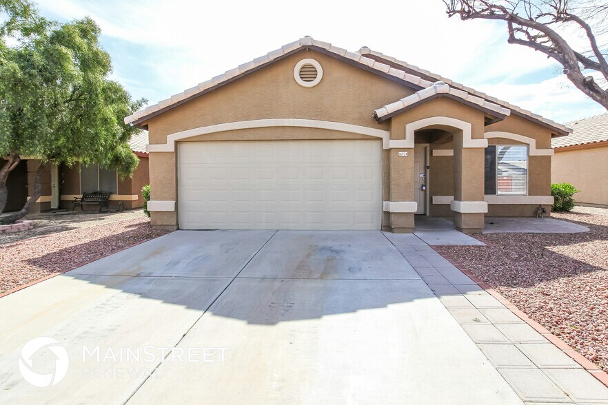 Building Photo - 16724 N 160th Ave