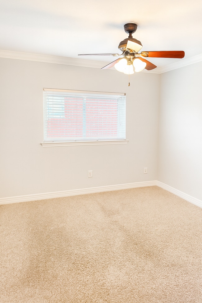 Building Photo - 115 Harvest Loop