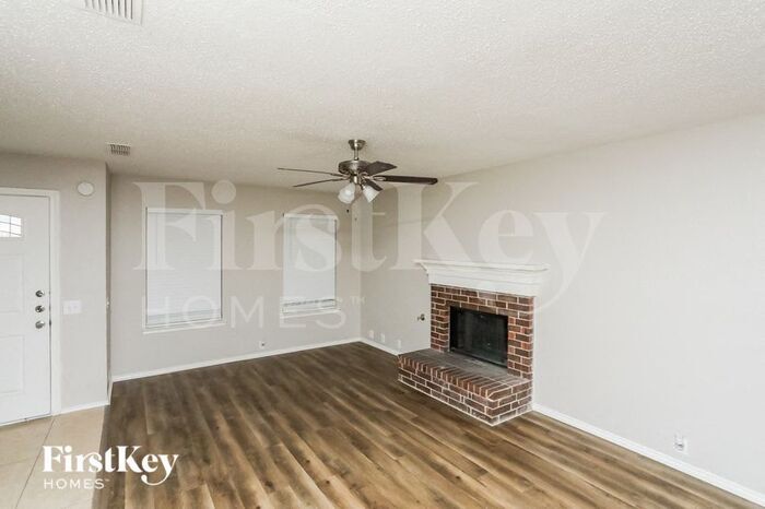 Building Photo - 119 Amber Ridge Dr