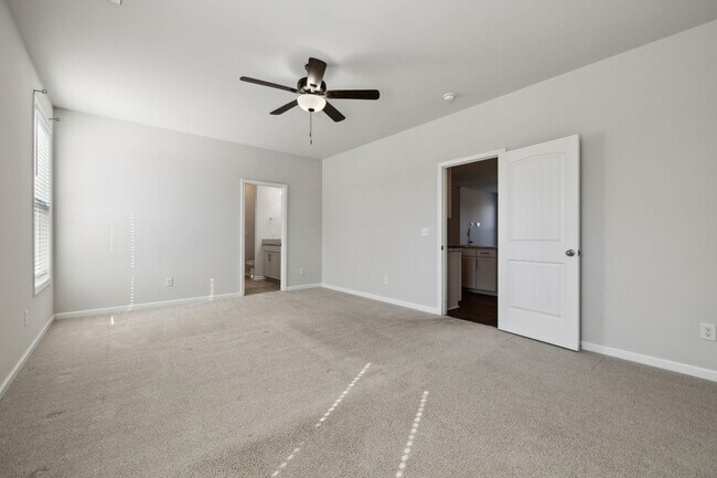 Building Photo - 1222 Westlawn Blvd