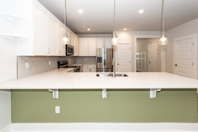 Building Photo - 7722 Park Gate Dr