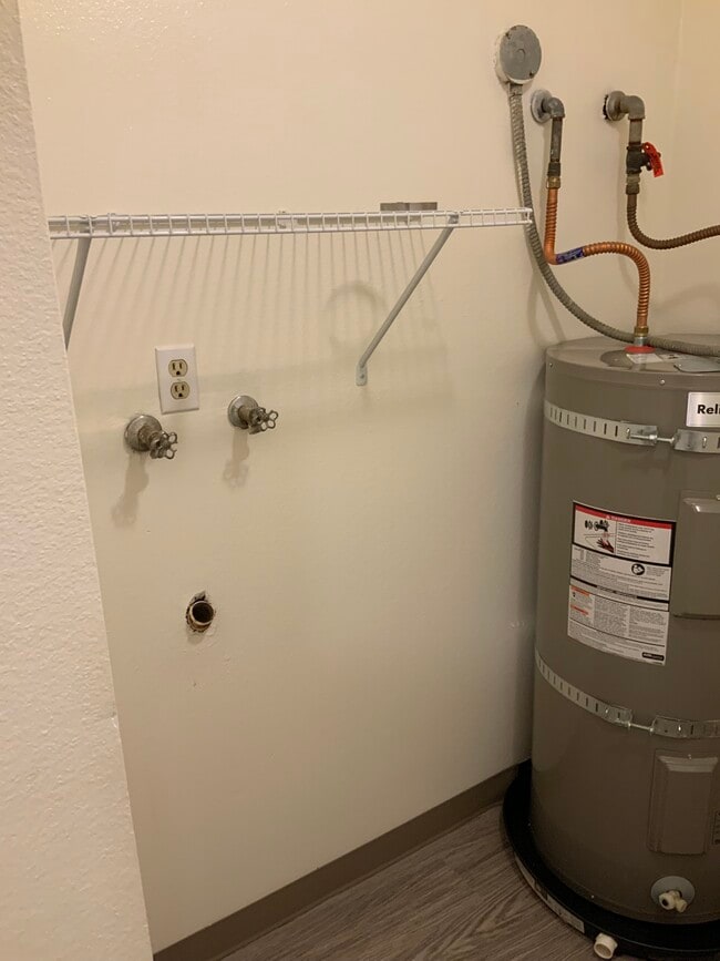 Building Photo - 145 NW 15th St