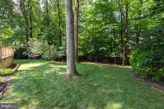 Building Photo - 6506 Bellamine Ct