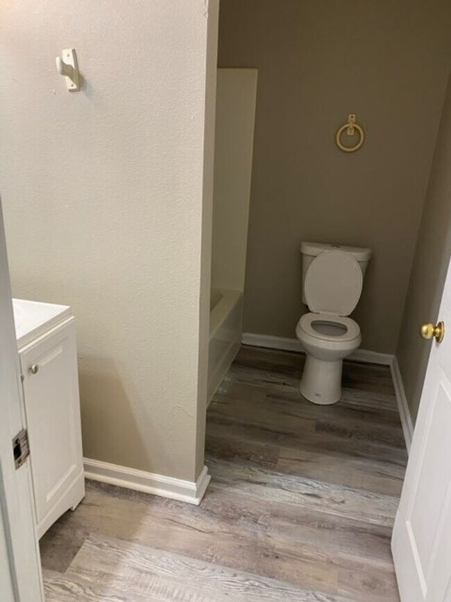 Building Photo - 118 Leeper Dr