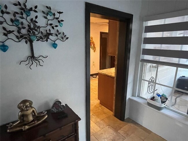 Building Photo - 5020 Brywill Cir