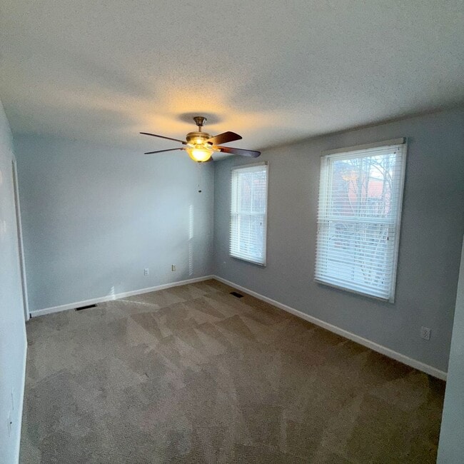 Building Photo - 3306 Domain St