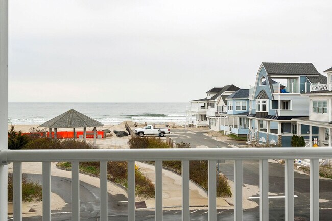 Building Photo - 61 Ocean Blvd