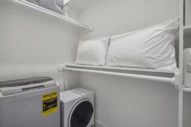 Building Photo - 2502 Sam Wilson St