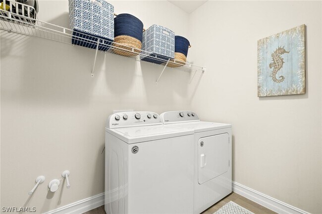 Building Photo - 14546 Tropical Dr