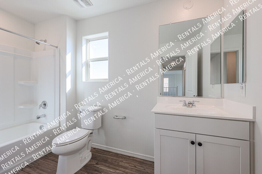 Building Photo - 12620 W Glenn Dr