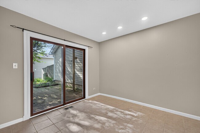Building Photo - 244 Coventry Ct