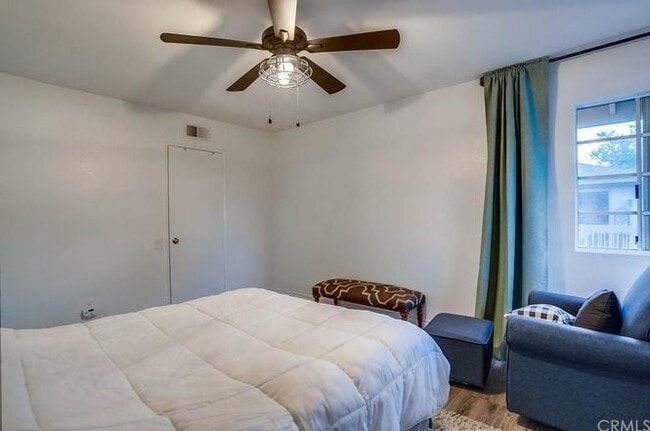 Building Photo - 1833 Camberley Ln