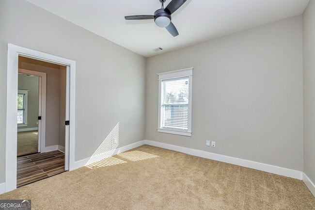 Building Photo - 1678 Dorsey Ave