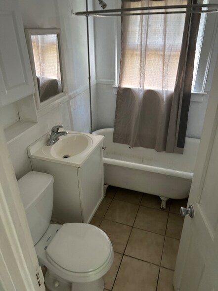 Building Photo - 30 Wall St