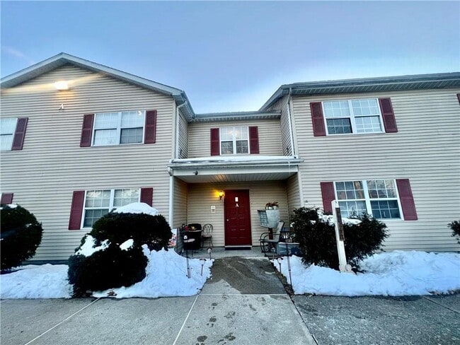 Building Photo - 13-19-19 Cole St