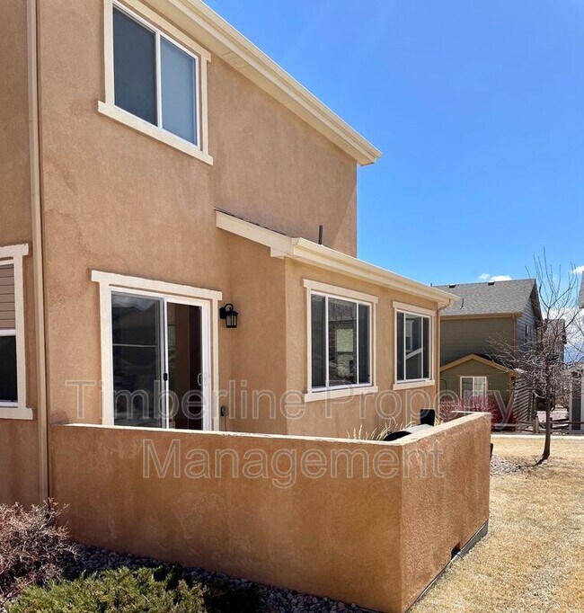 Building Photo - 11505 Wildwood Ridge Dr