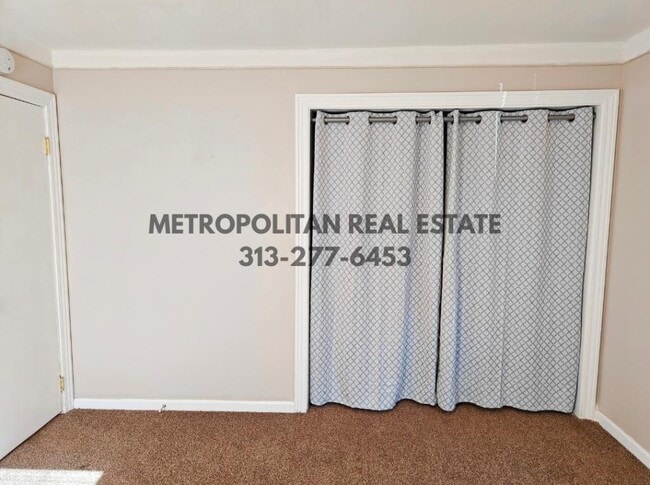 Building Photo - 5839 Helen St