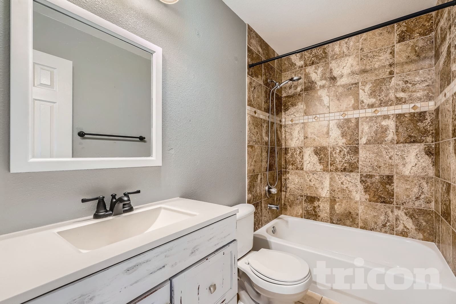 Building Photo - 20204 E Progress Pl