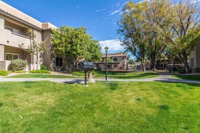 Building Photo - 9451 E Becker Ln