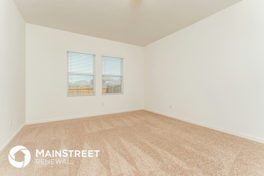 Building Photo - 436 Canoe Way