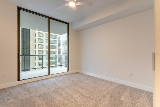 Building Photo - 275 1st Ave S